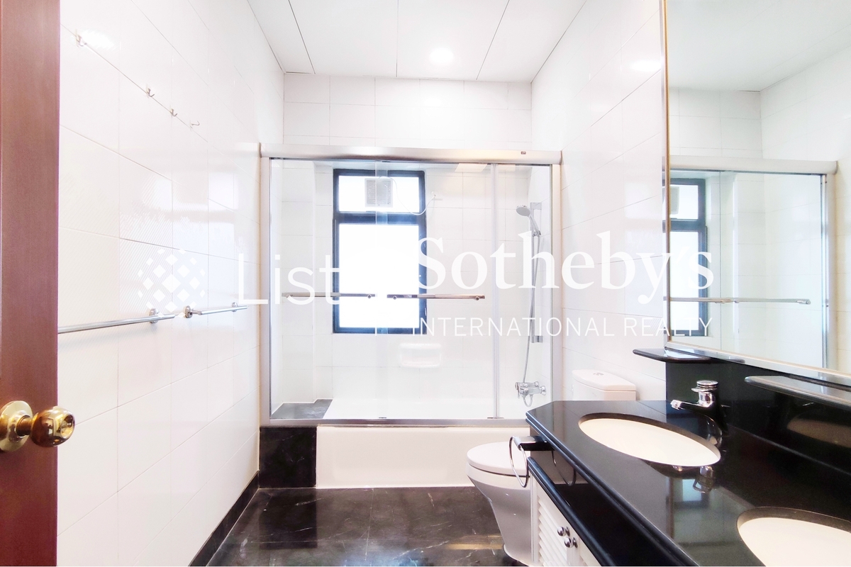 Dynasty Court 帝景園 | Second En-suite Bathroom