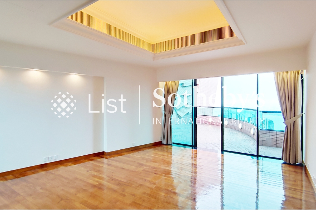 Dynasty Court 帝景園 | Family Room