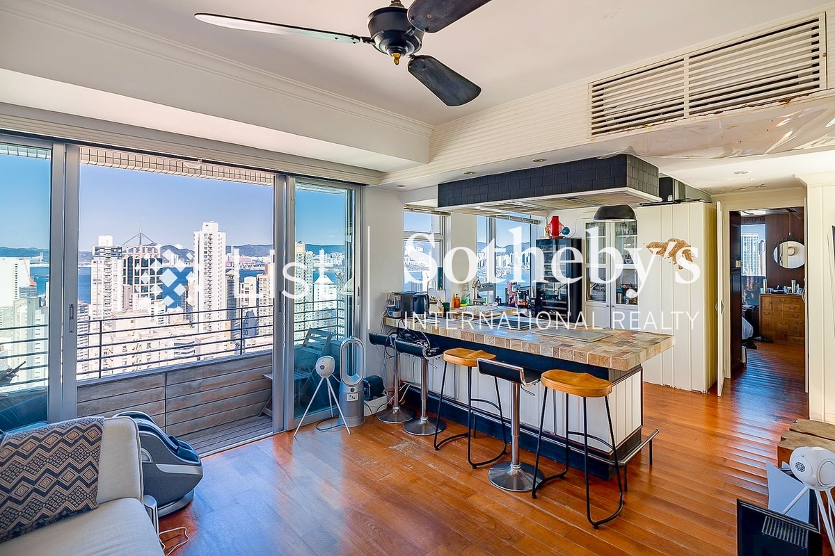 Cherry Crest 翠麗軒 | Living and Dining Room