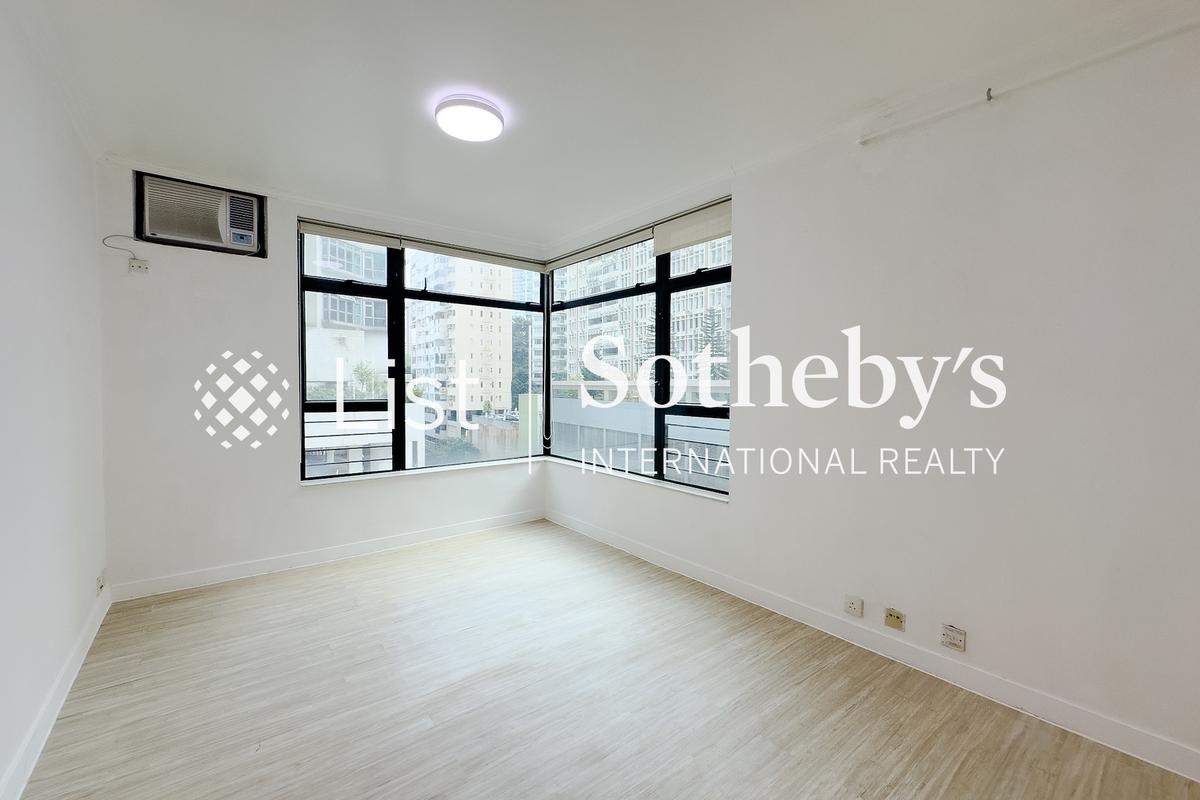 Cimbria Court 金碧閣 | Living and Dining Room