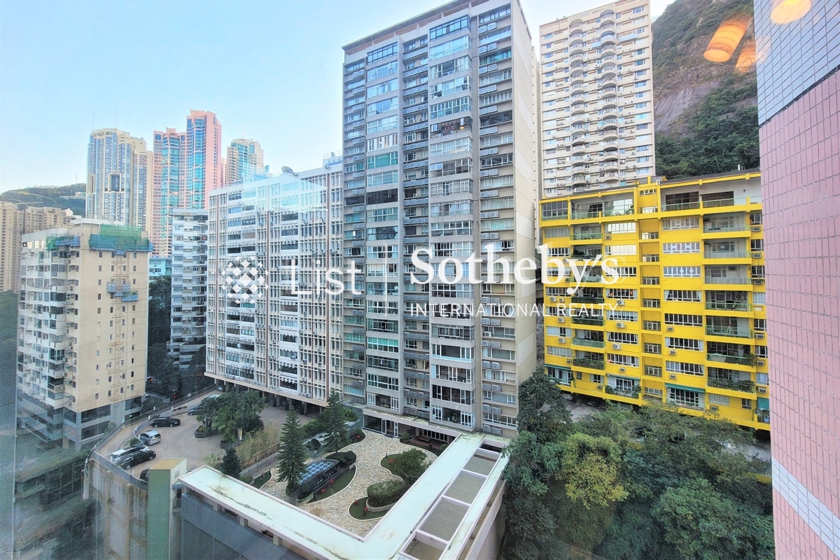 Cimbria Court 金碧閣 | View from Living and Dining Room