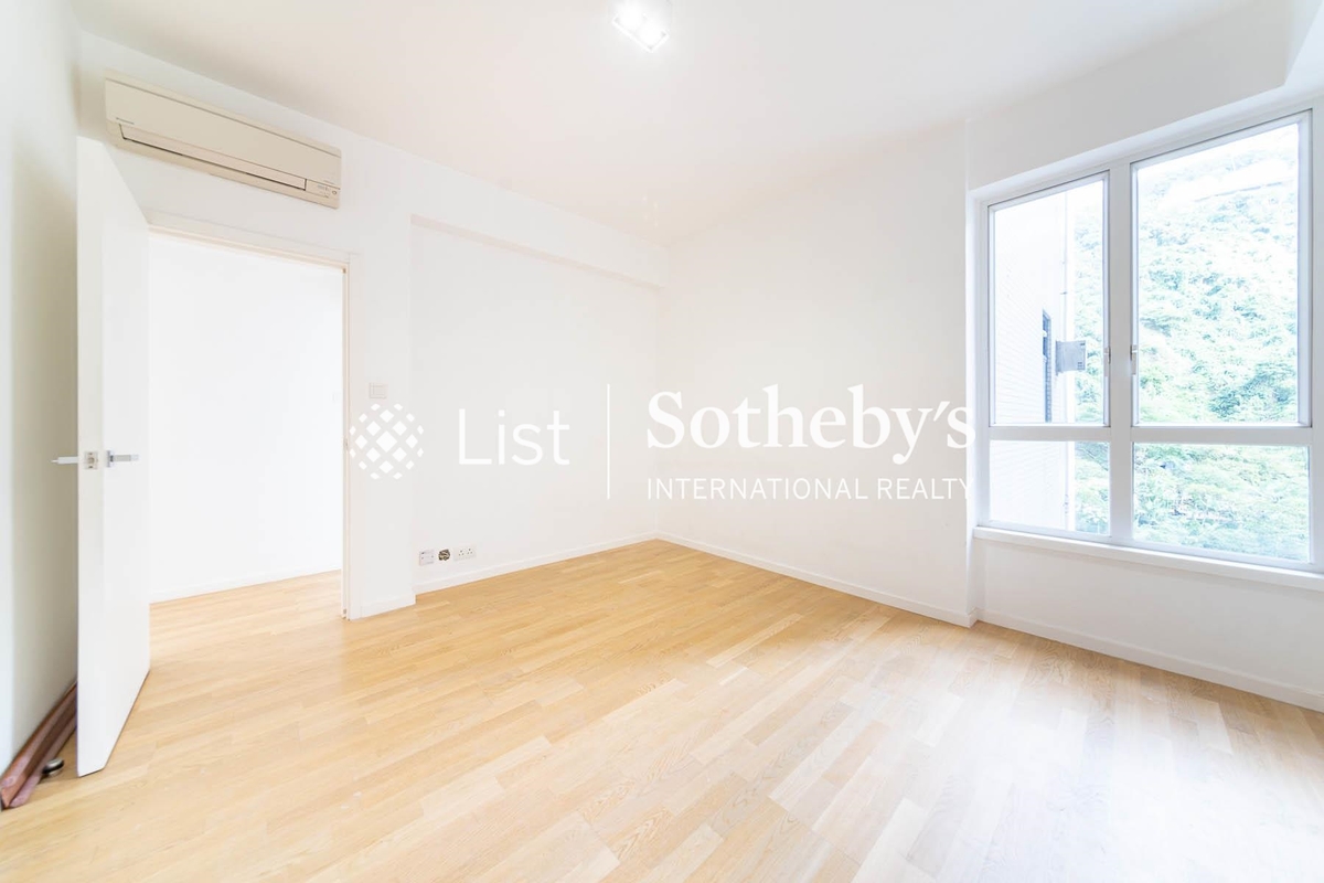 Clovelly Court 嘉富麗苑 | Third Bedroom