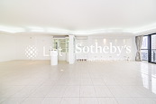 Clovelly Court 嘉富丽苑 | Living and Dining Room