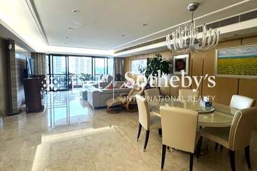 Clovelly Court 嘉富麗苑 | 