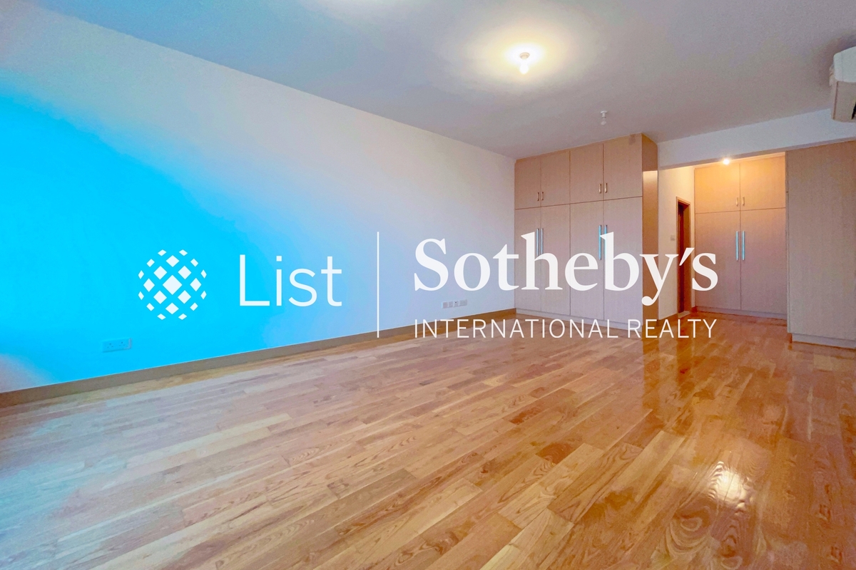 Clovelly Court 嘉富麗苑 | Master Bedroom