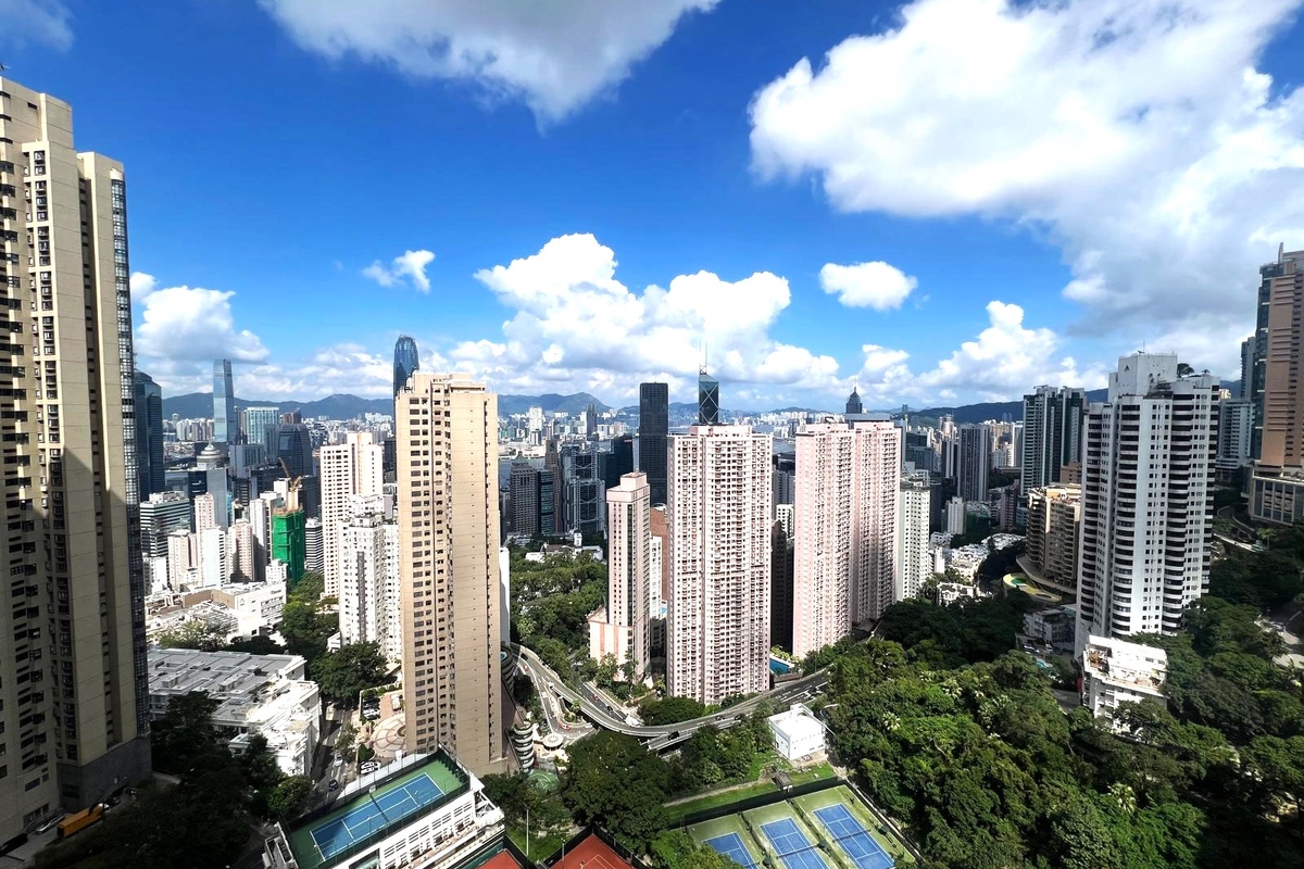 Clovelly Court 嘉富麗苑 | View from Balcony