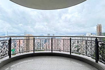 Clovelly Court 嘉富麗苑 | 