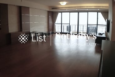 Clovelly Court 嘉富麗苑 | 