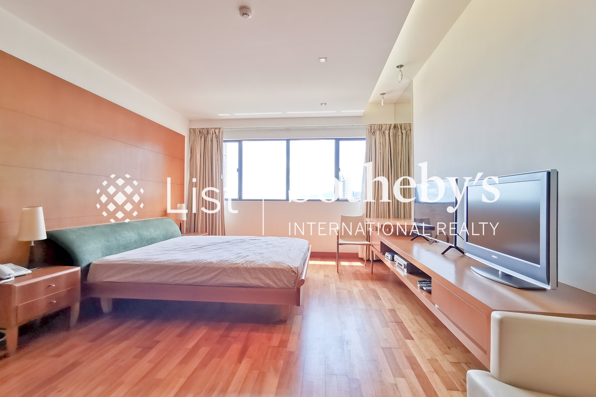 Clovelly Court 嘉富丽苑 | Master Bedroom