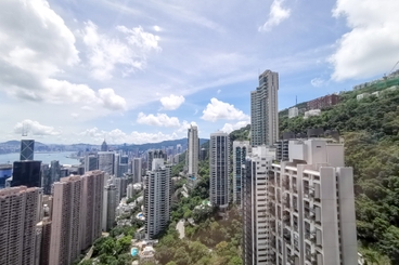 Clovelly Court 嘉富麗苑 | 