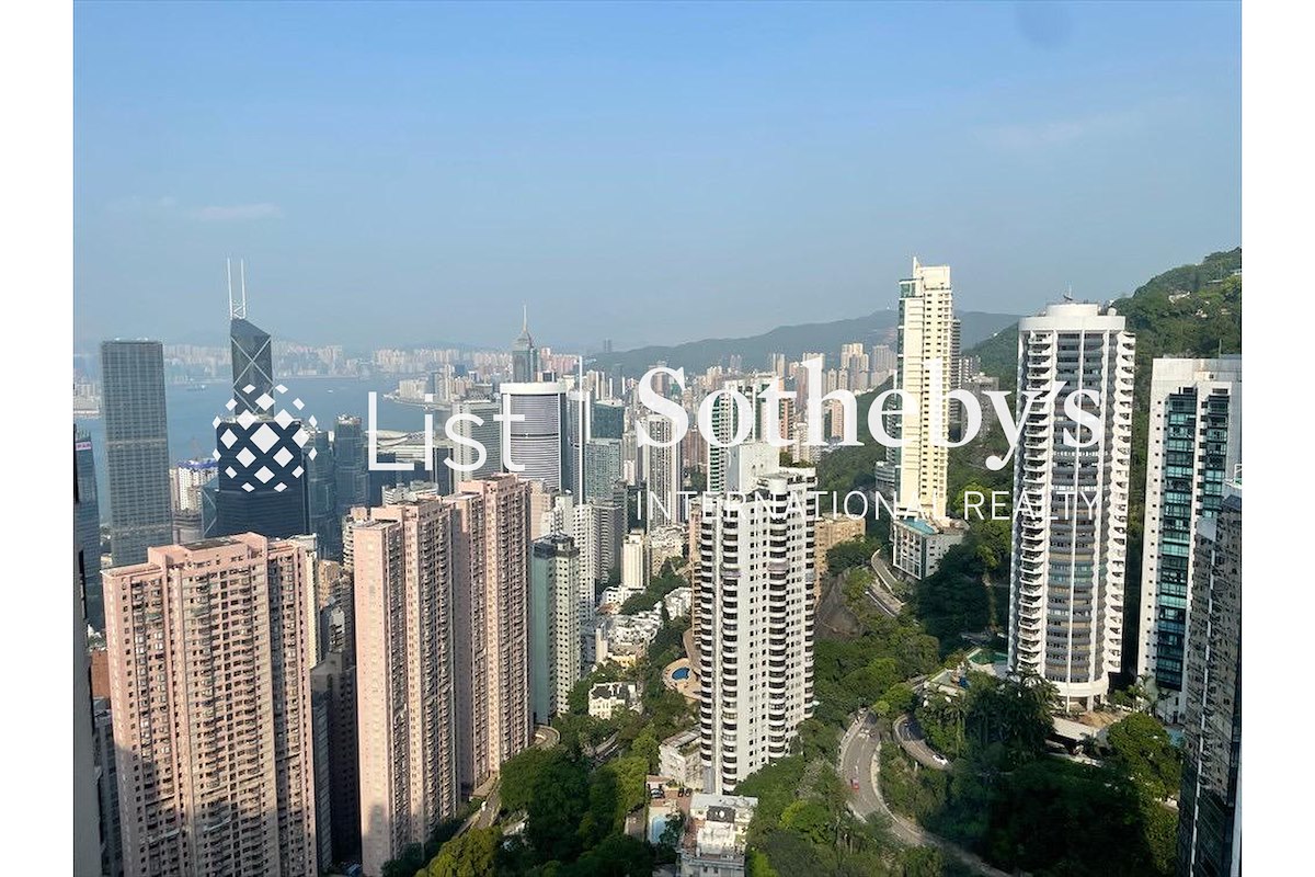 Clovelly Court 嘉富麗苑 | View from Living Room