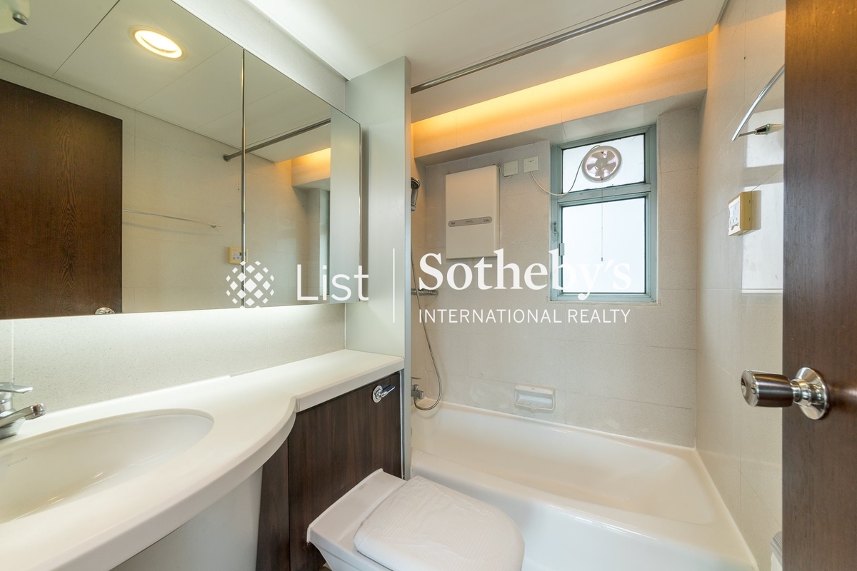 Casa Bella 寶華軒 | Guest Bathroom