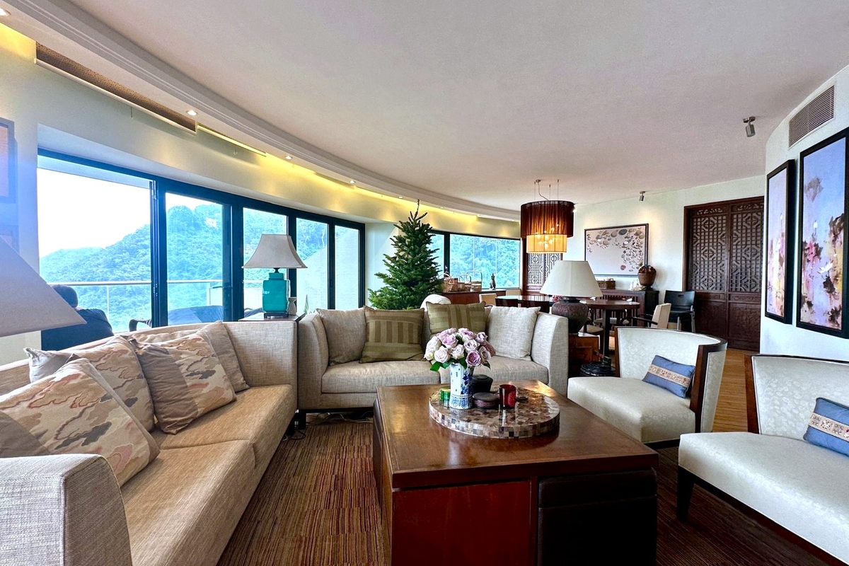 Century Tower 世紀大廈 | Living Room