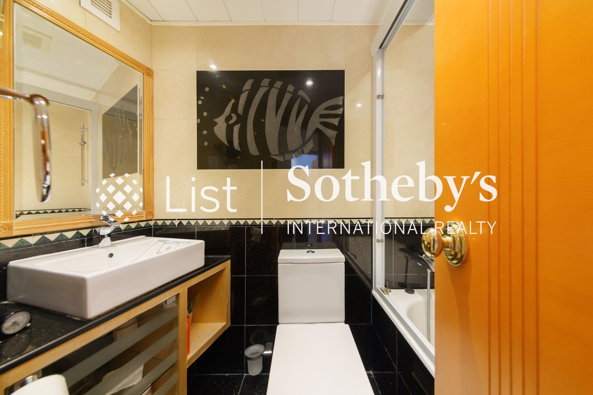 Century Tower 世纪大厦 | Bathroom