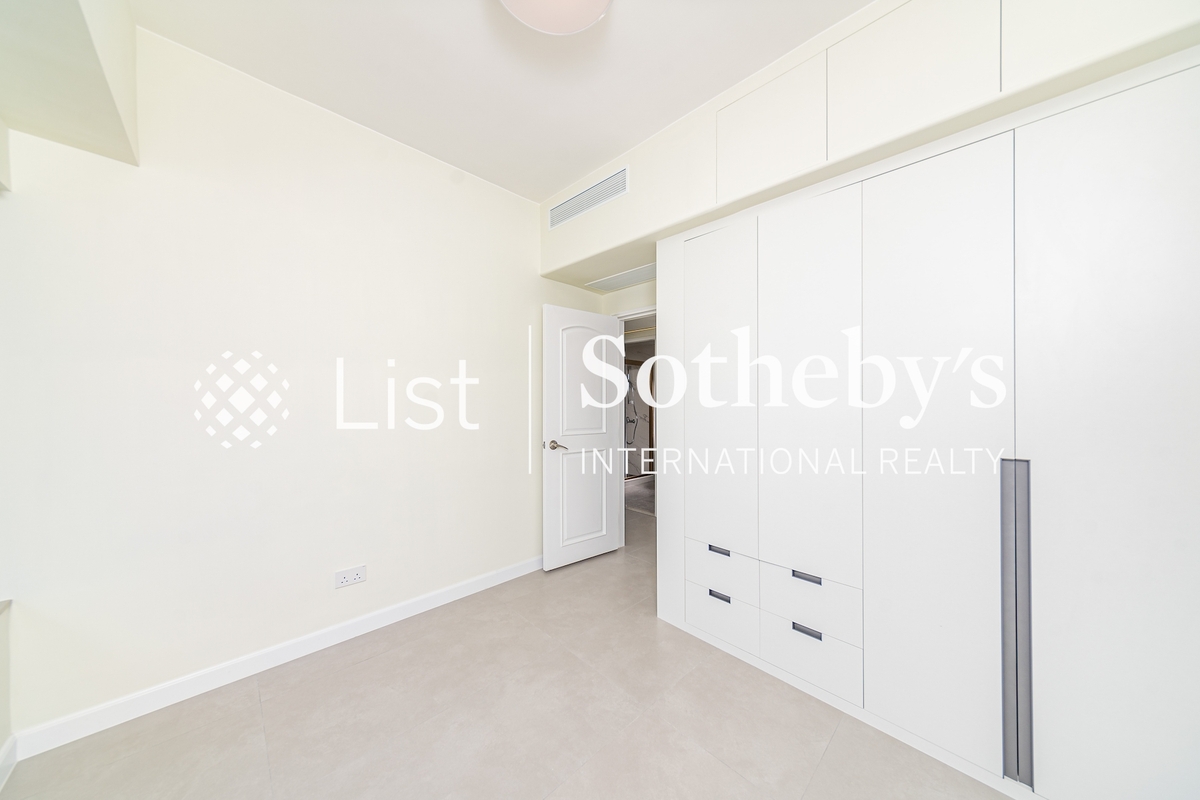 Bowen Place 寶雲閣 | Second Bedroom