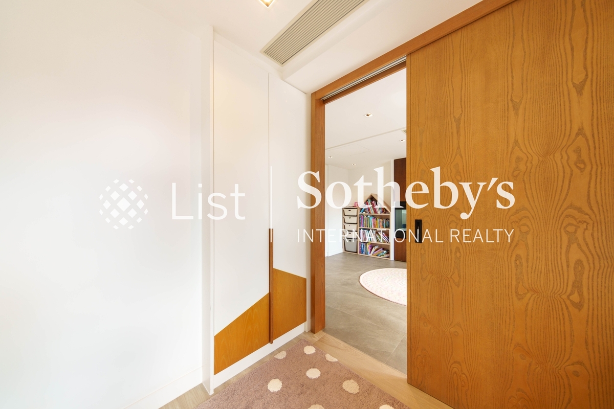 Birchwood Place 寶樺臺 | Second Bedroom