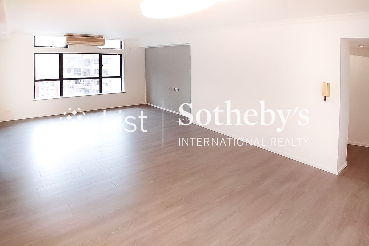 Blessings Garden 殷樺花園 | Living and Dining Room