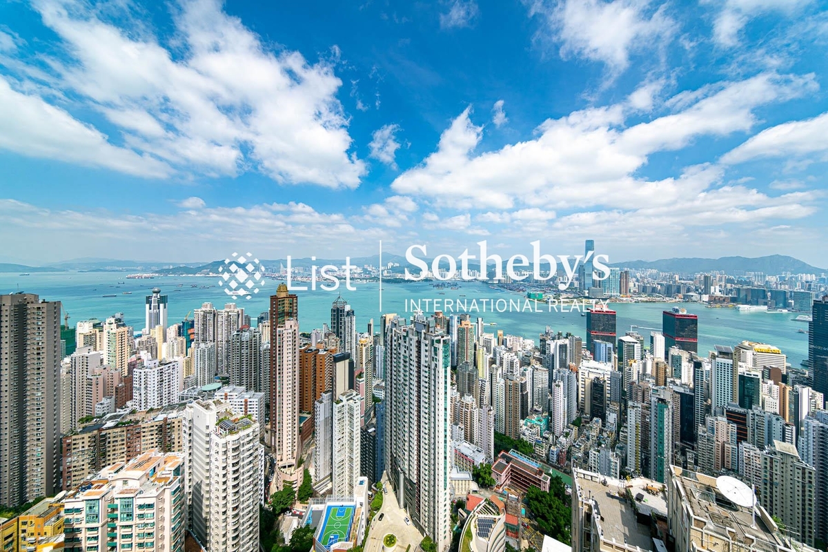 39 Conduit Road 天匯 | View from Living and Dining Room