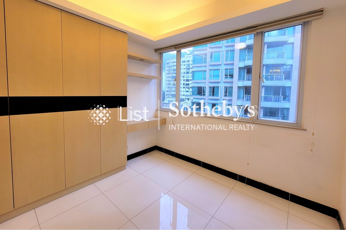 Arts Building 雅緻大廈 | Master Bedroom