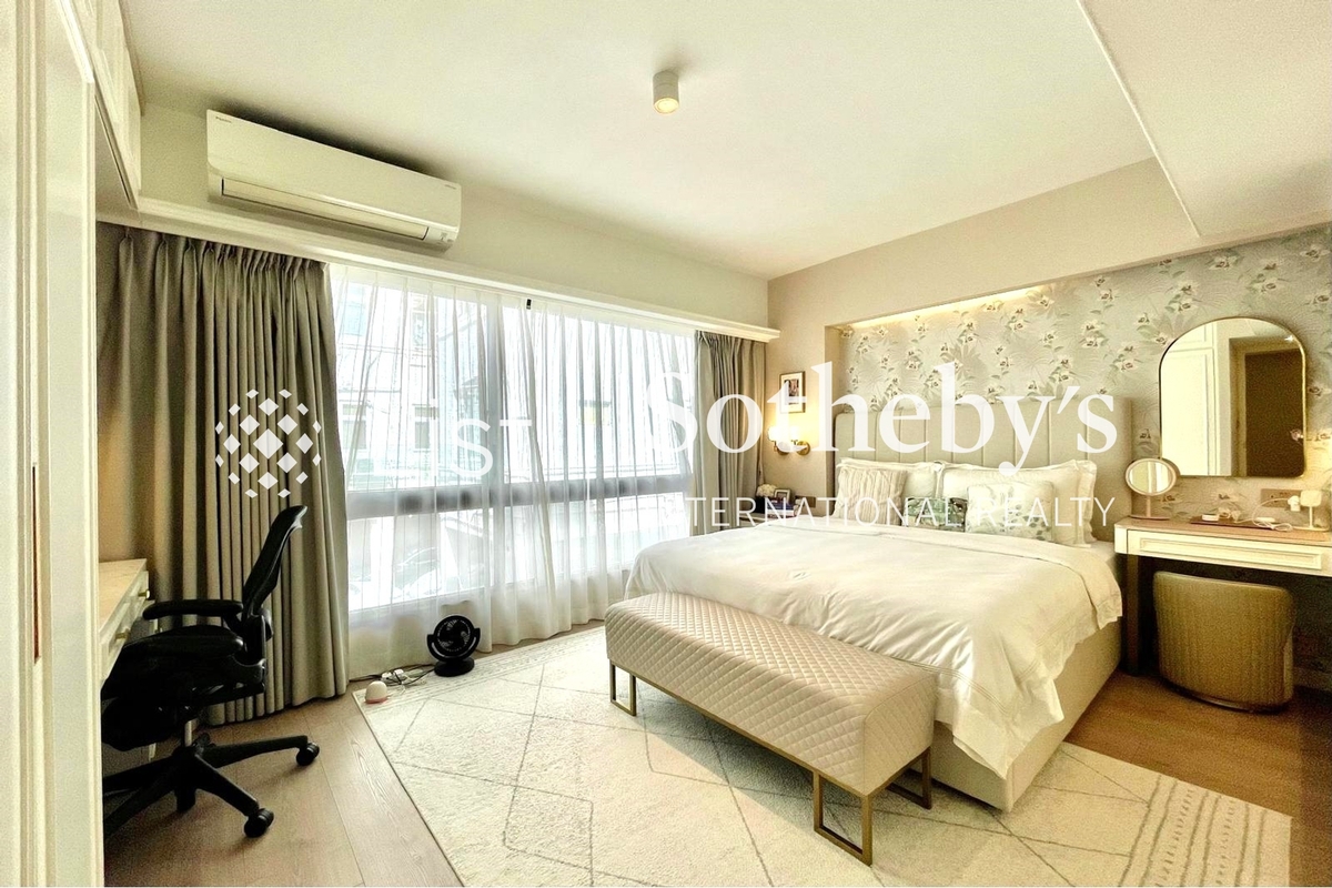 Aqua 33 Aqua 33 | Master Bedroom