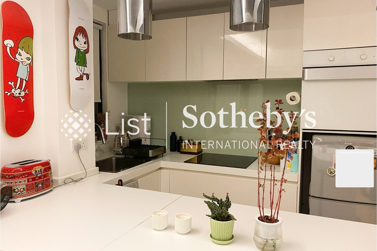 Beaudry Tower 麗怡大廈 | Open Kitchen