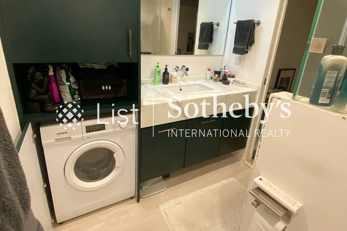 Beaudry Tower 麗怡大廈 | Master Bathroom