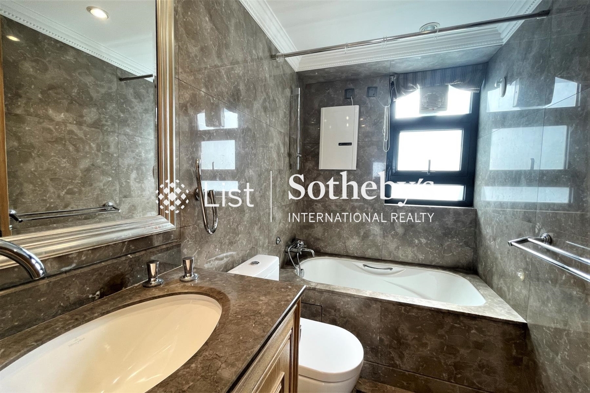 Beauty Court 雅苑 | Guest Bathroom