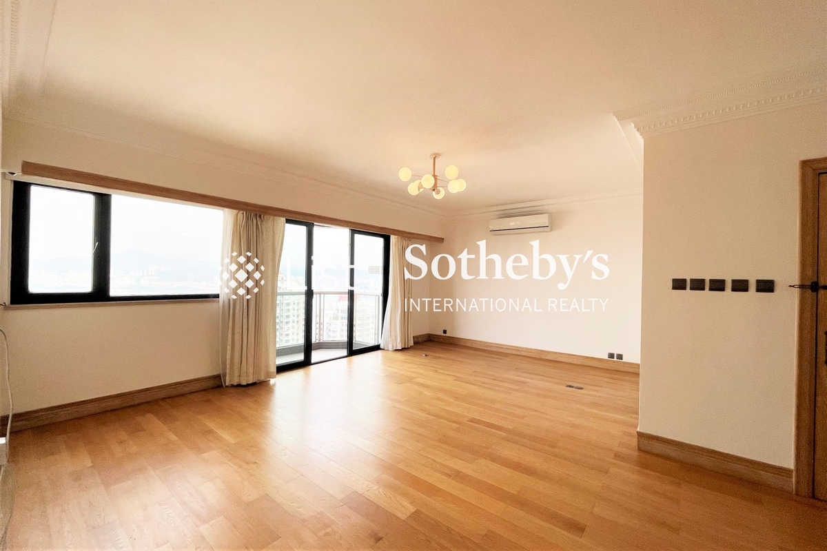 Beauty Court 雅苑 | Living and Dining Room