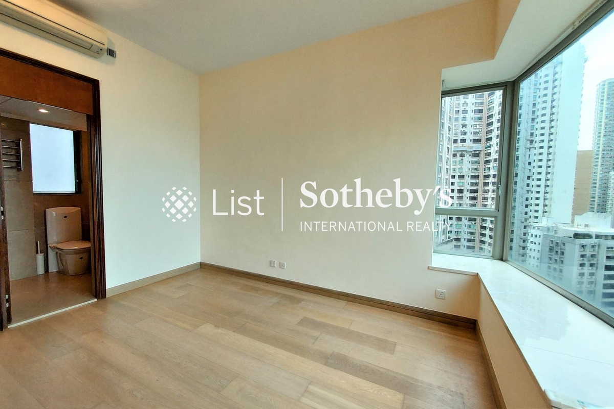 31 Robinson Road 羅便臣道31號 | Master Bedroom