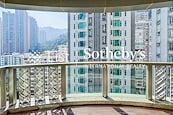 31 Robinson Road 羅便臣道31號 | Balcony off Living Room