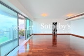 31 Robinson Road 羅便臣道31號 | Living and Dining Room