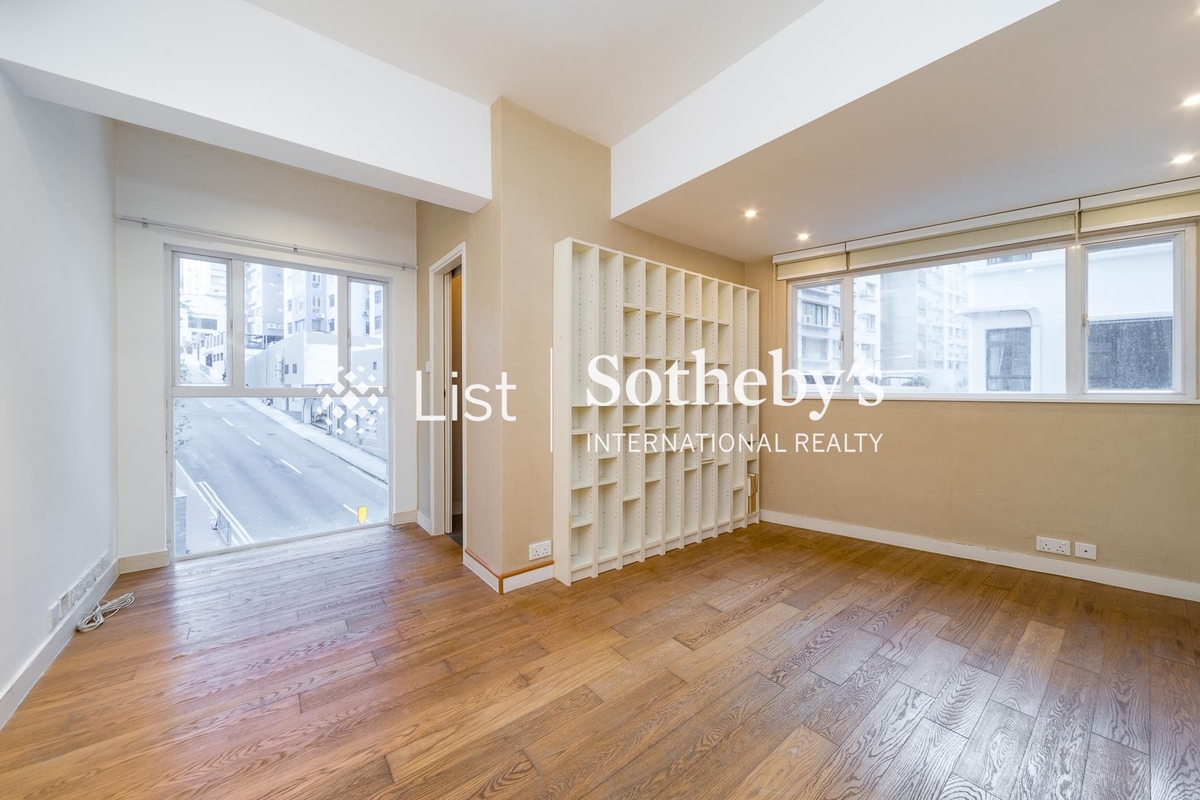 Zenith Mansion 崇德大廈 | Second Bedroom