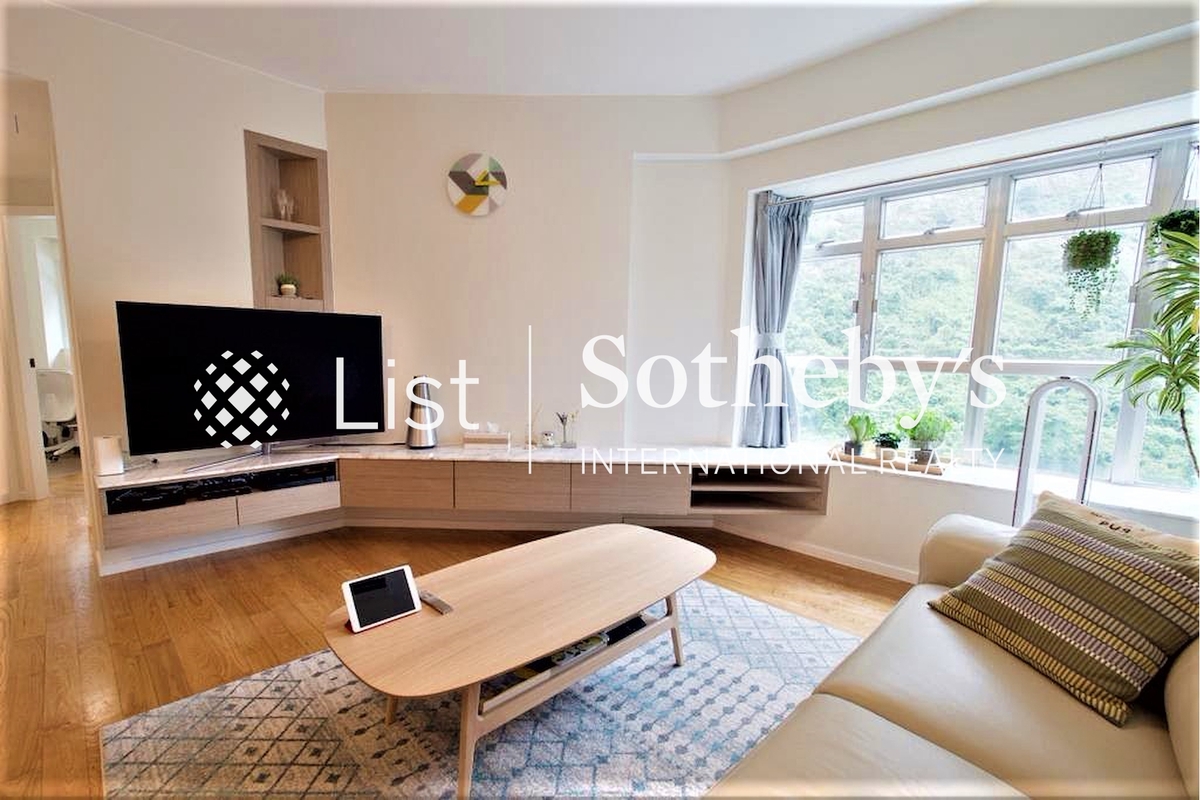 Conduit Tower 君德閣 | Living and Dining Room