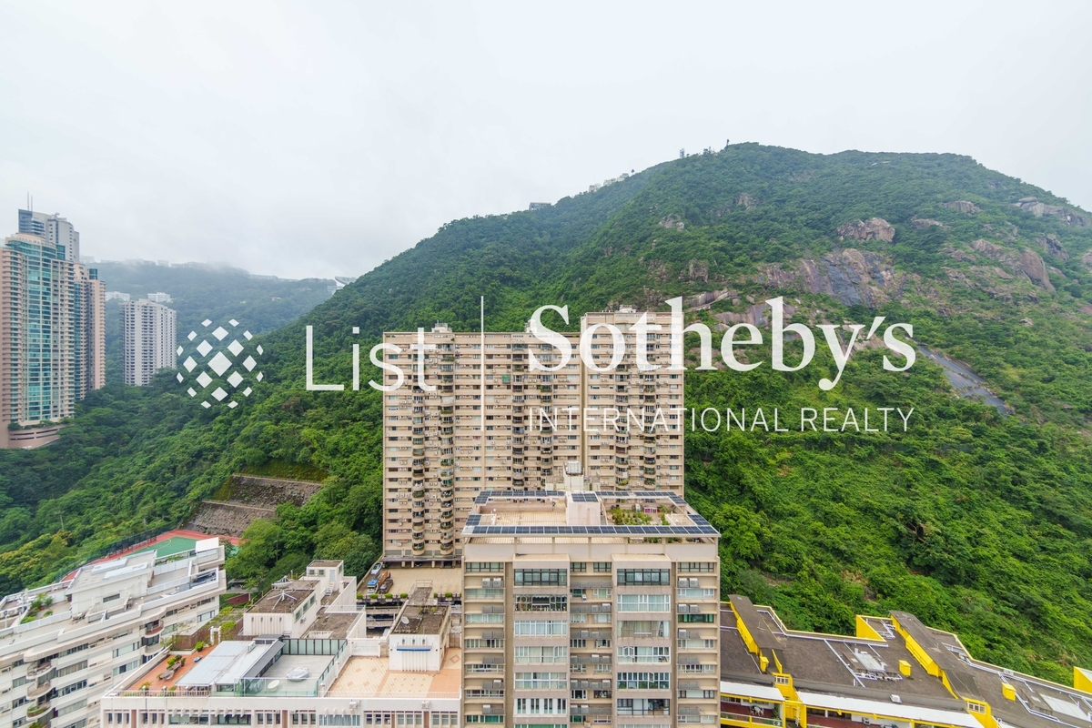 Conduit Tower 君德阁 | Private Terrace off Master Bedroom