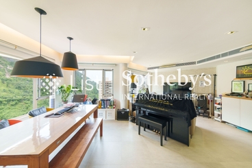 Conduit Tower 君德閣 | 