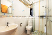 Corona Tower 嘉景臺 | Guest Bathroom