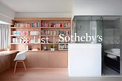 Corona Tower 嘉景台 | Study Area in Master Bedroom 