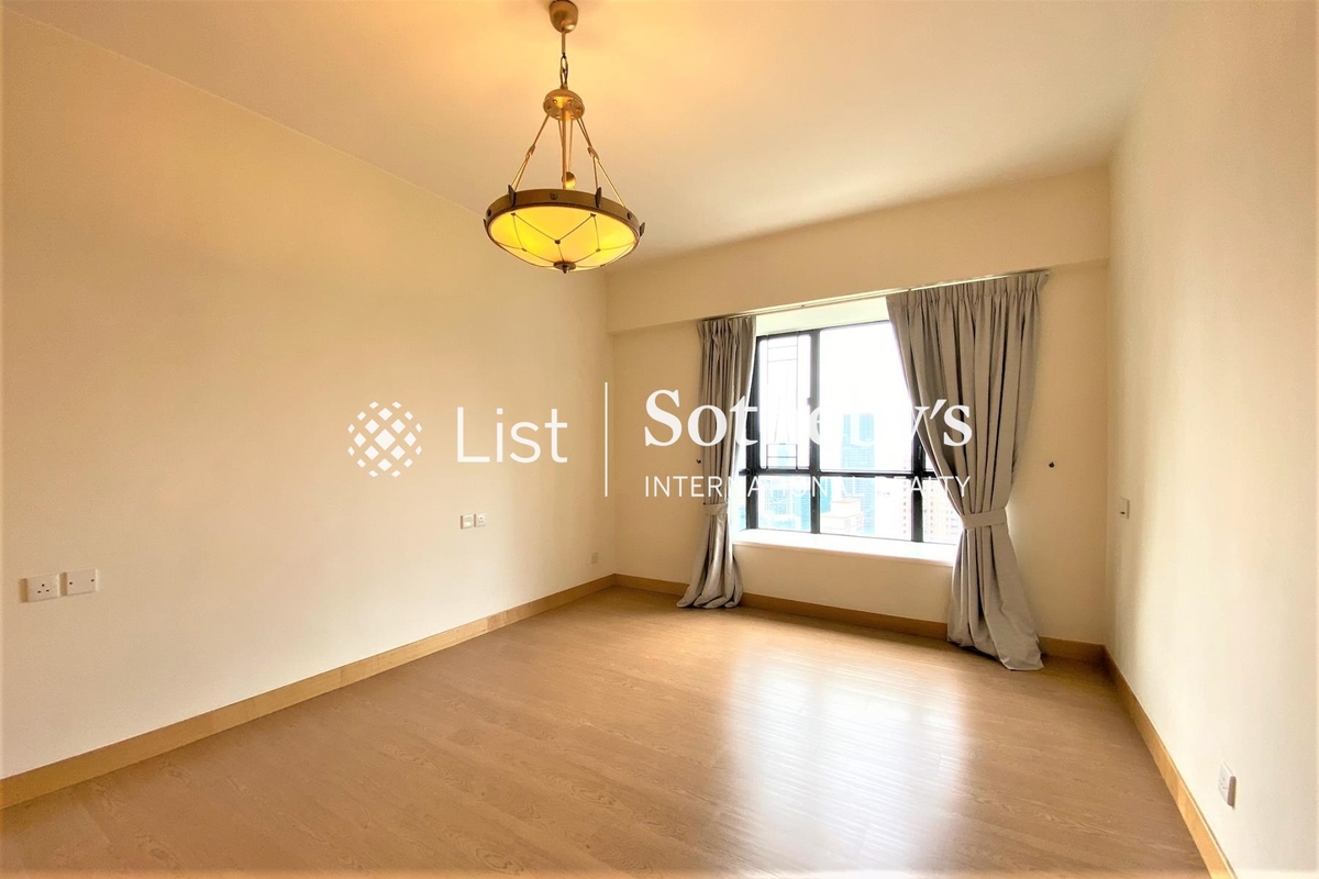 Clovelly Court 嘉富麗苑 | Second Bedroom