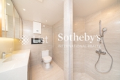 Clovelly Court 嘉富麗苑 | Guest Bathroom
