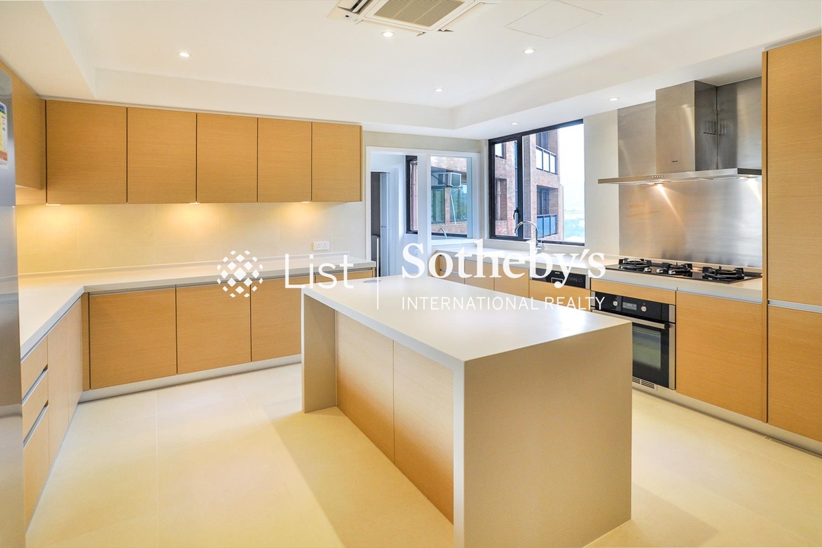 The Somerset 怡峰 | Kitchen