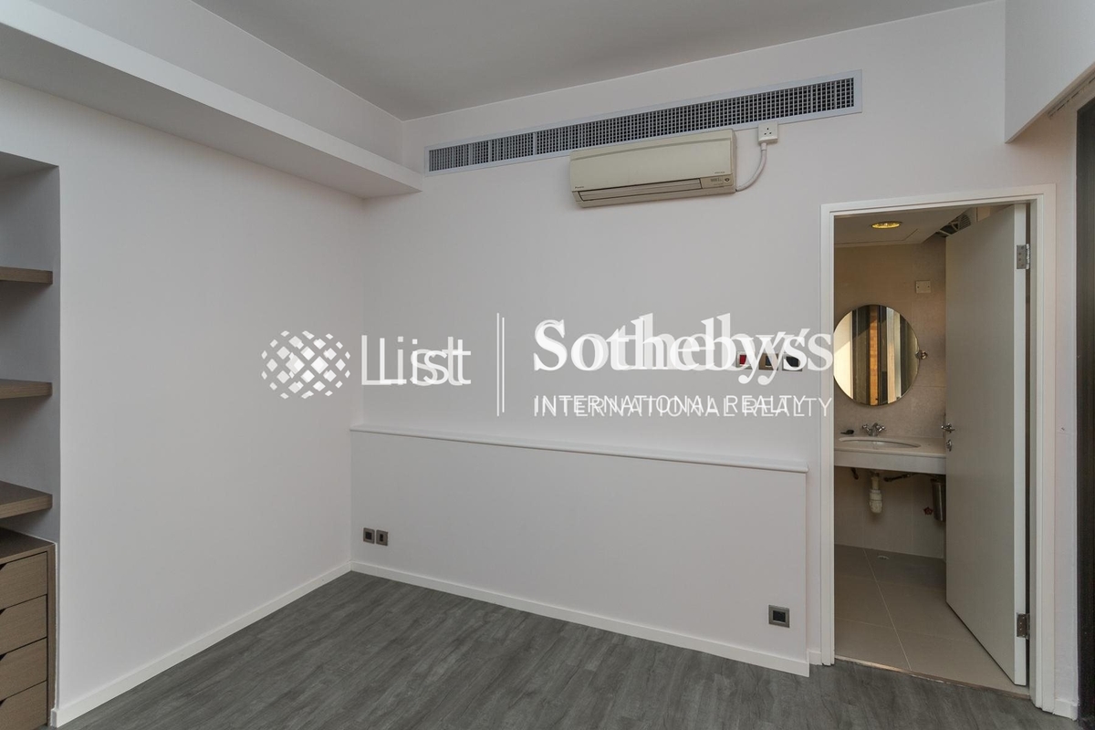 The Somerset 怡峰 | Second Ensuite Bedroom