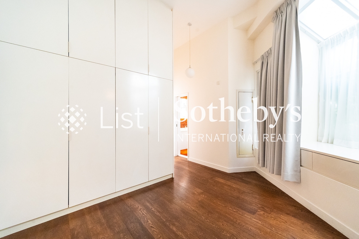 Albany Court 雅鑾閣 | Master Bedroom