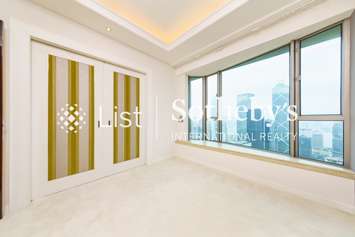 Regence Royale 富滙豪庭 | Third Bedroom