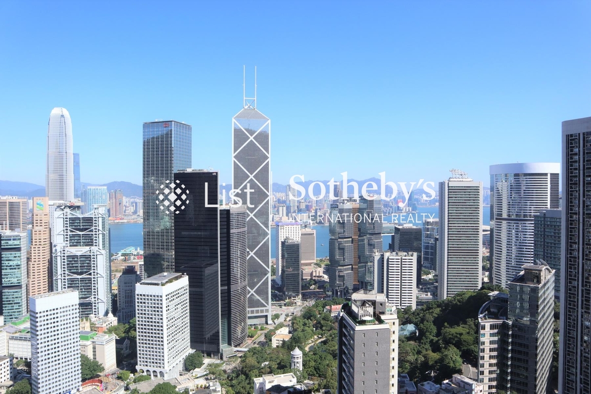 Regence Royale 富滙豪庭 | View from Living and Dining Room