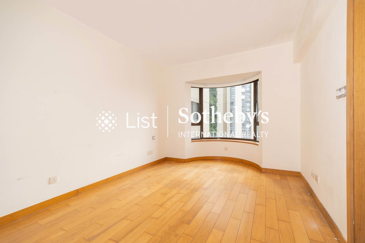 Garden Terrace 花园台 | Third En-suite Bedroom