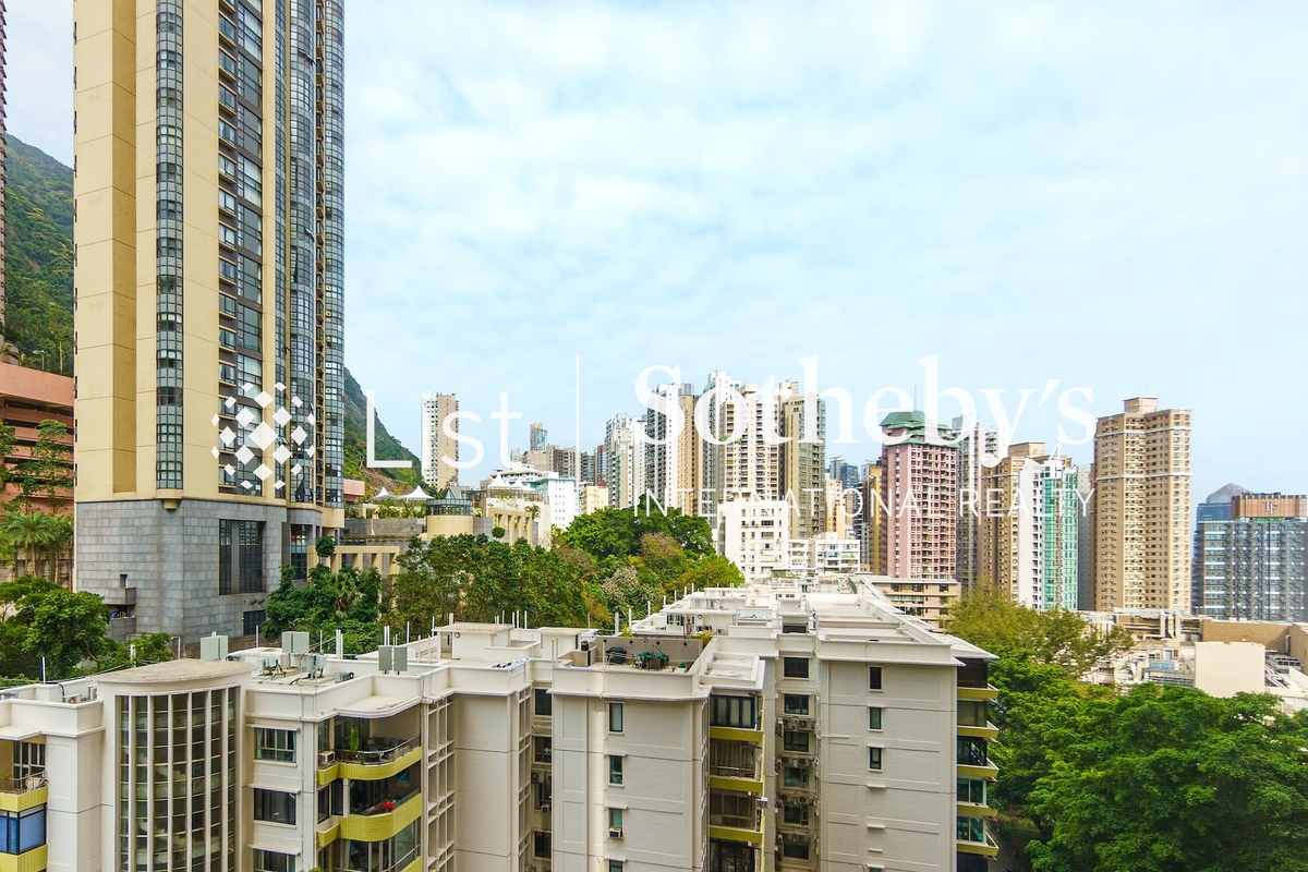 Garden Terrace 花園台 | View from Kitchen