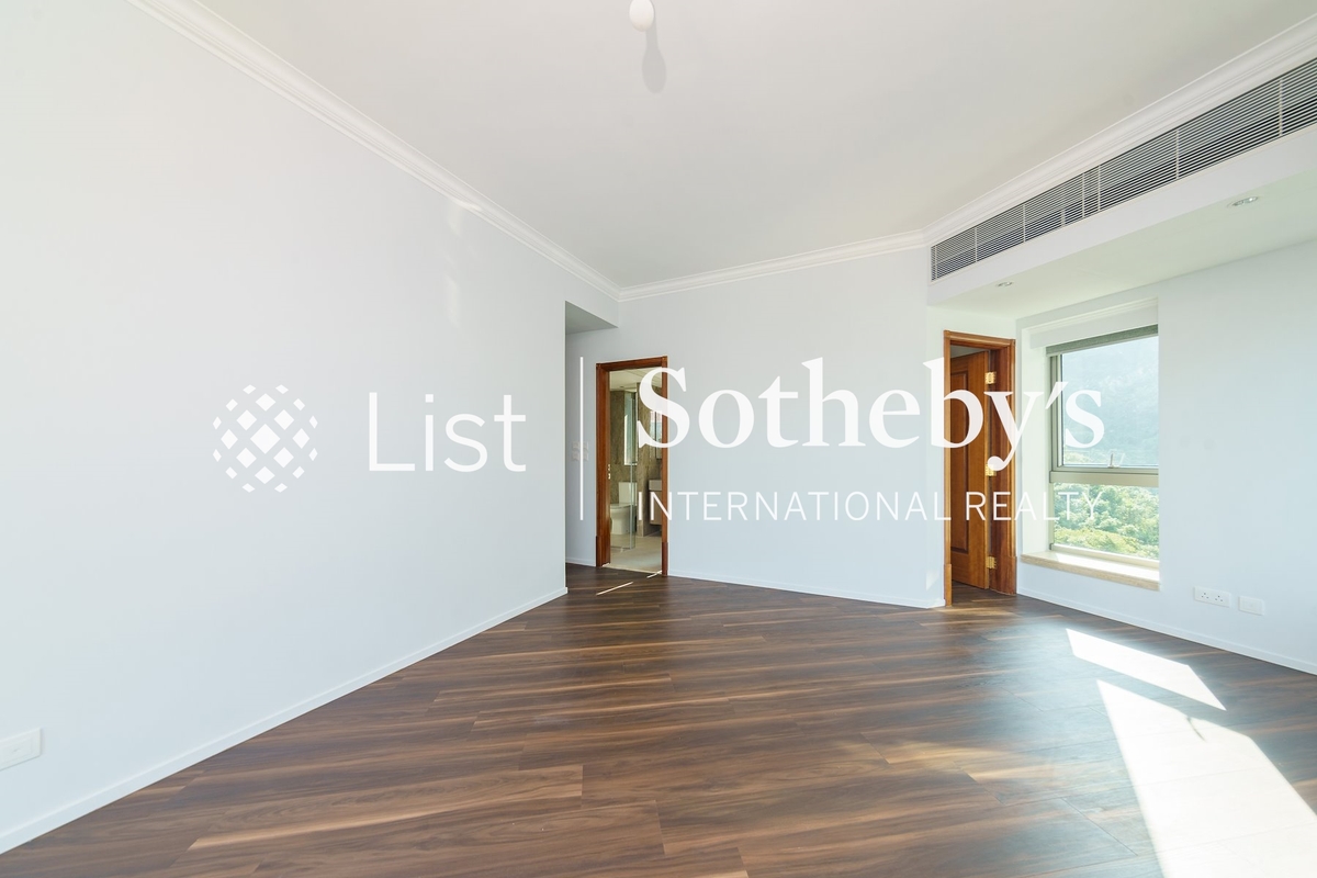 Regence Royale 富滙豪庭 | Master Bedroom