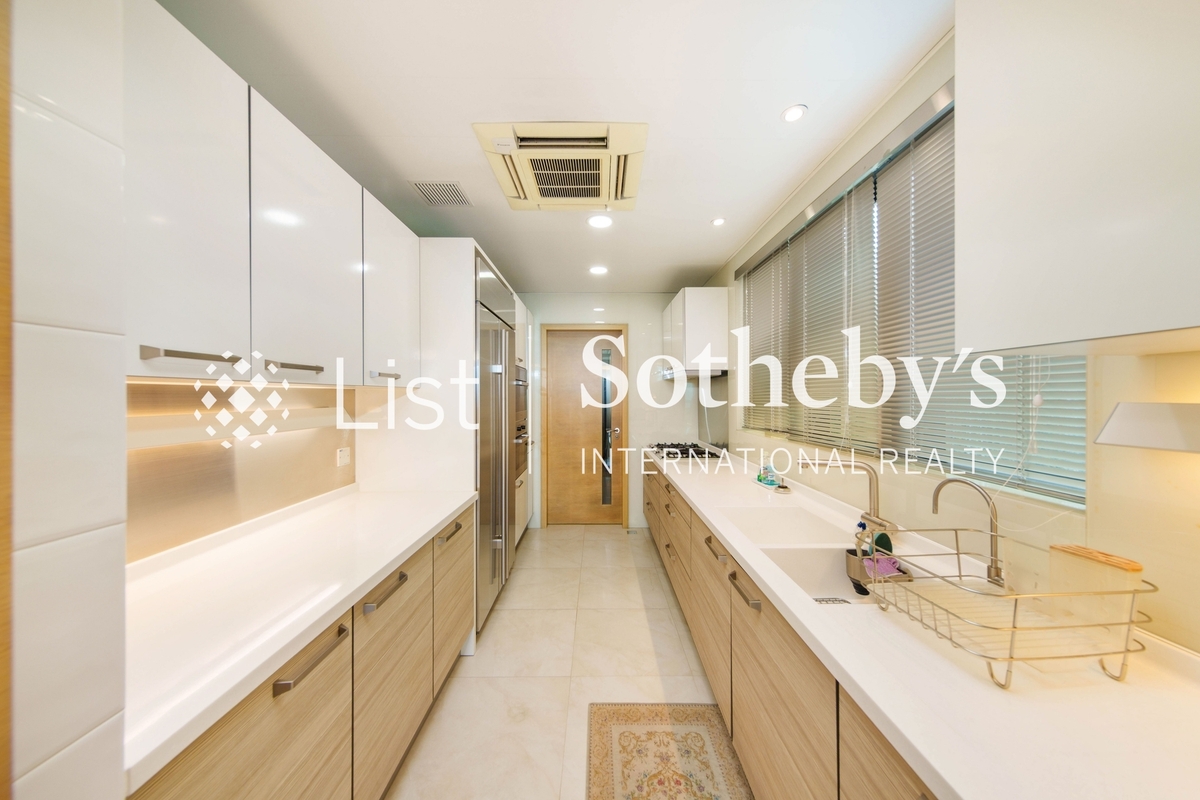 The Mayfair The Mayfair | Kitchen