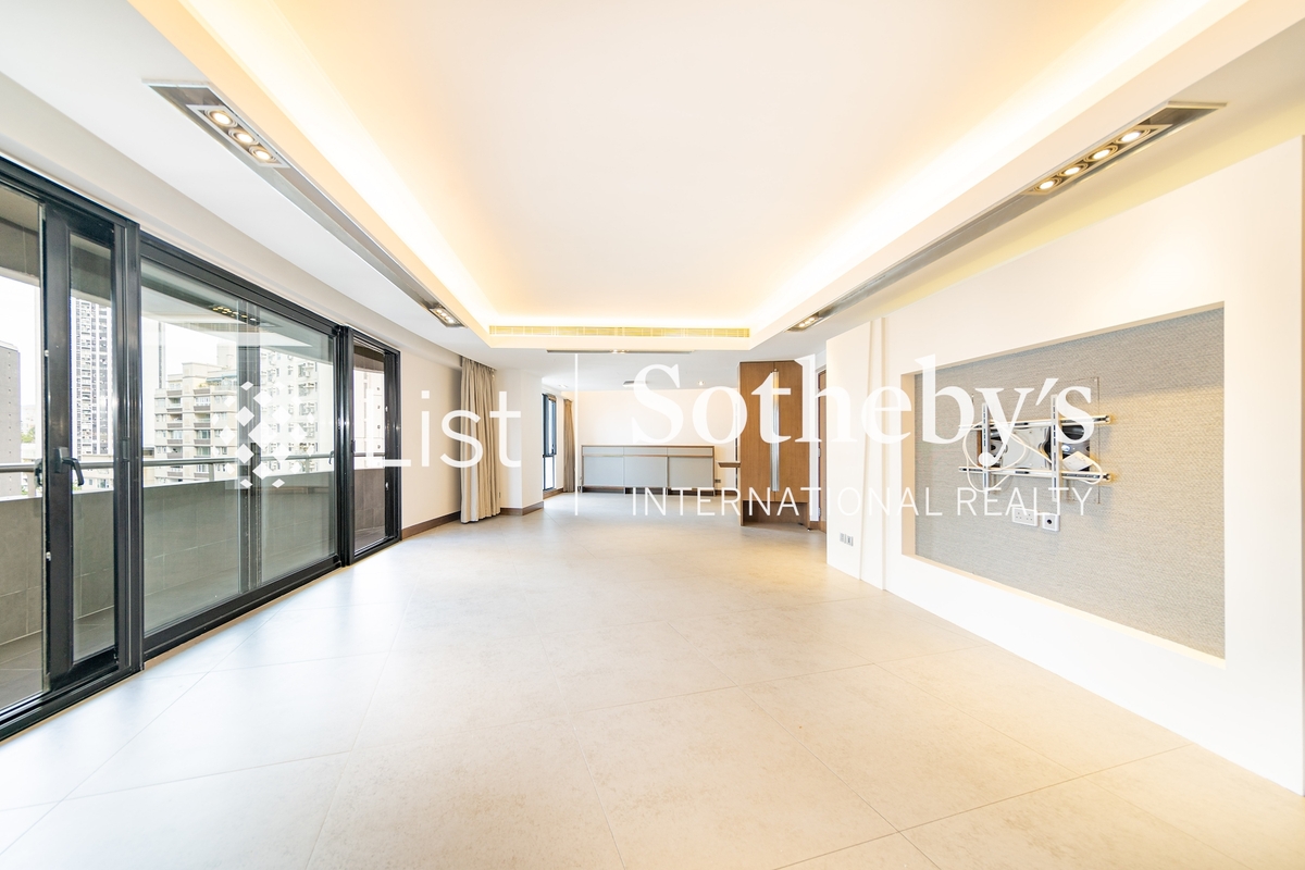 Visalia Garden 蔚山花園 | Living and Dining Room