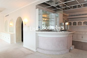 Estoril Court 愛都大廈 | Living and Dining Room